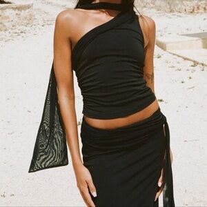 Tiger Mist One Shoulder Top